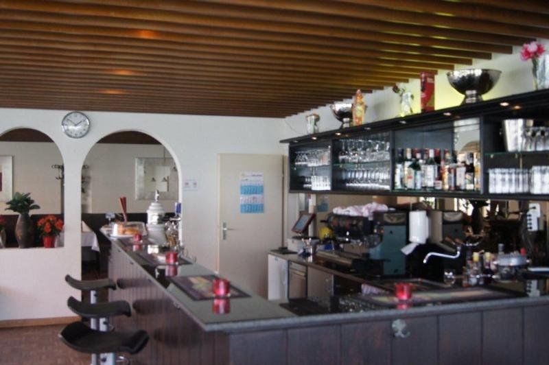 Balegra City Hotel Basel Contactless Self Check-In מראה חיצוני תמונה
